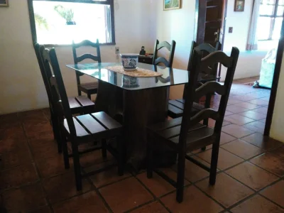Mesa com 8 Cadeiras