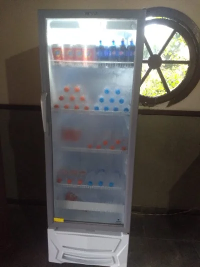 Expositora de Bebidas Venax 300 Litros