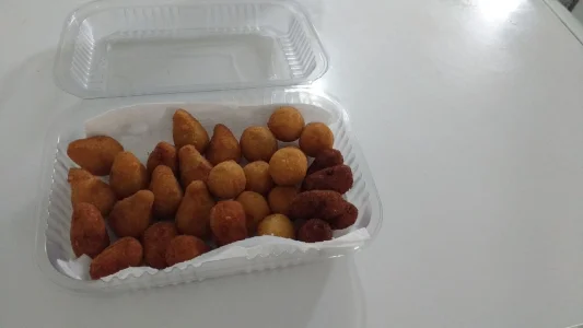Salgadinhos Caseiros e Mini Pizzas
