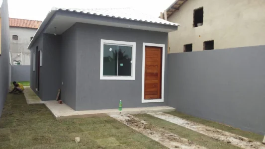 Vendo Casa Excelente em São Pedro da Aldeia