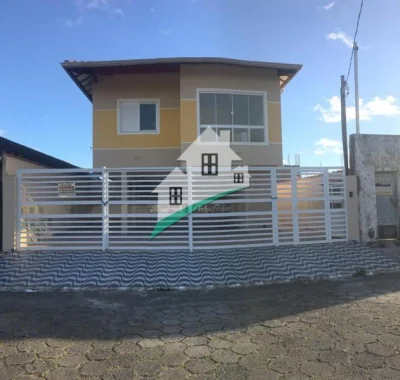 Casa em Condomínio em Praia Grande - Maracanã por 187 Mil à Venda