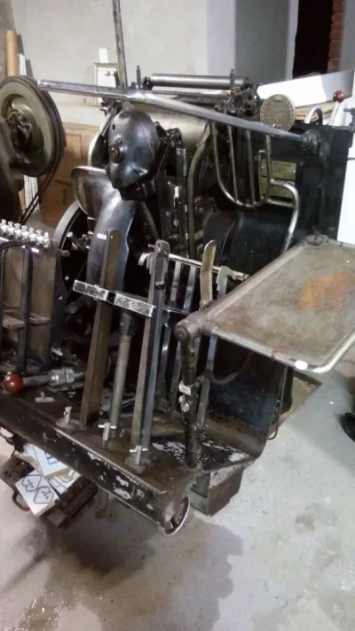 Vendo Máquina Heidelberg Lec Lek Leque