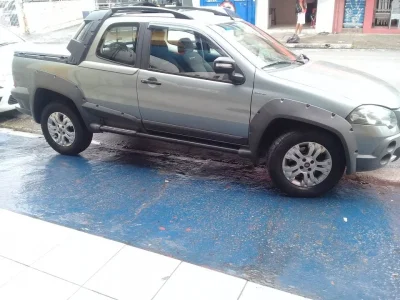 Fiat Strada Adventure 1.8 16v Dualogic (flex) (cabine Dupla) 2012