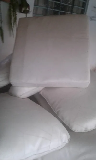 Vendo Sofá de 3 e 2 Lugares
