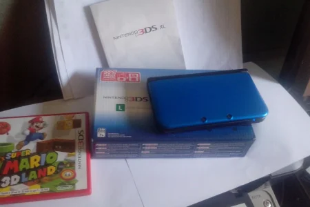 Nintendo 3ds Xl, Semi Novo + Jogo