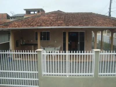 ótima Casa Balneário Enseada em Sfs/sc