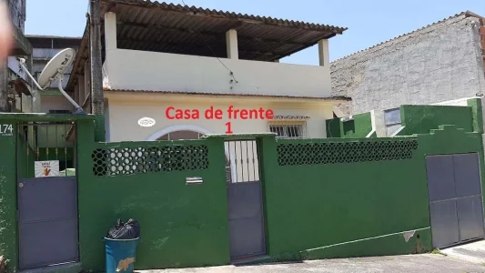 Vendo Duas Casas em Venda da Cruz São Gonçalo RJ