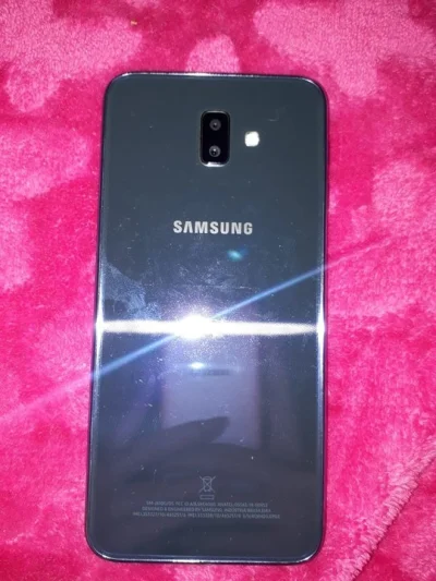 Vendo J6+ Pouco Usado com Nota Fiscal e a Caixa