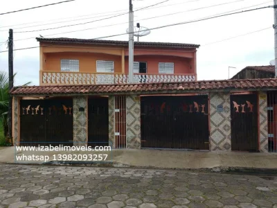Sobrado com 3 Dormitórios e Suíte Pertinho de Tudo