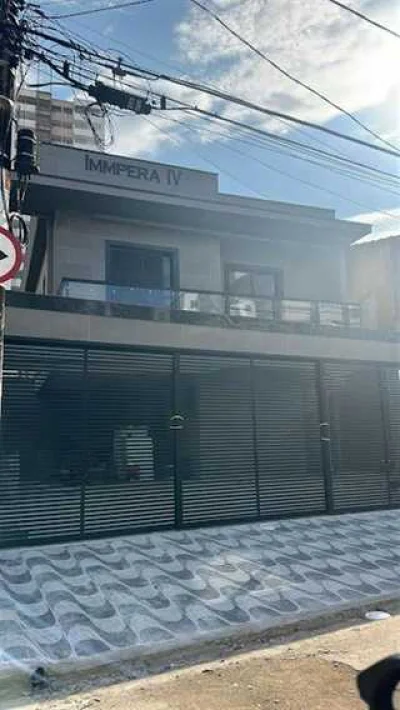 Casa com 57 m2 - Campo da Aviacao - Praia Grande SP