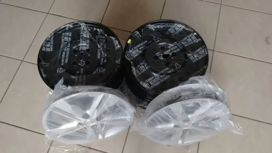 Jogo de Rodas de Ferro + Calotas Aro 16 Nissan Kicks 17/18