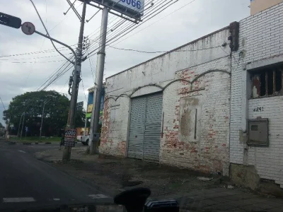 Prédio Comercial em Canoas - Centro por 800 Mil para Comprar