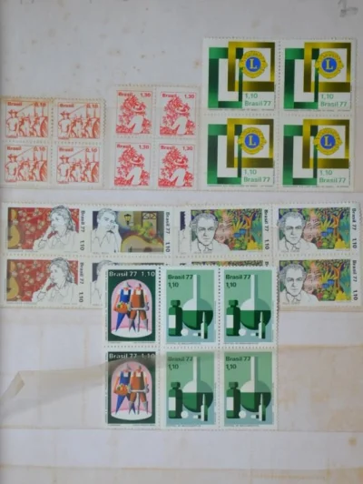 Selos Comemorativos do Brasil Ano 1977 em Quadras e Editais