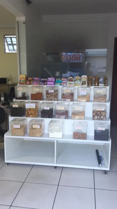Loja de Produtos Natuais+ Kitnet Montada Encima+ Estacionamento