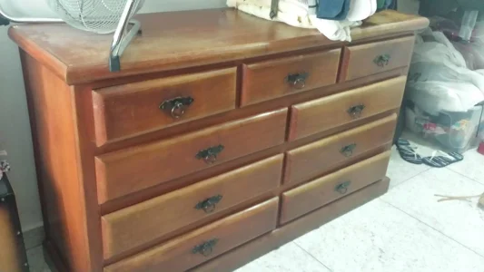 Cama de Madeira Maciça