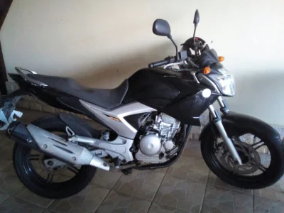 Moto Fazer