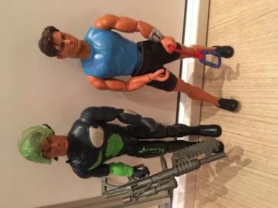 Boneco Max Steel com Acessórios