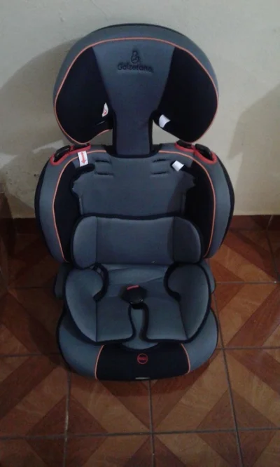 Cadeirinha de 9 a 18 Kg e de 15 a 36 Kg