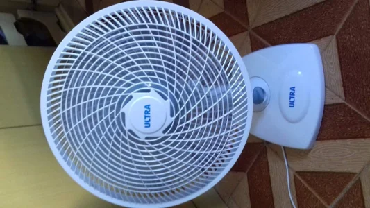 Ventilador Mondial com 3 Velocidades Seminovo