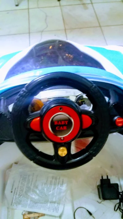 Carrinho Elétrico com Controle Remoto
