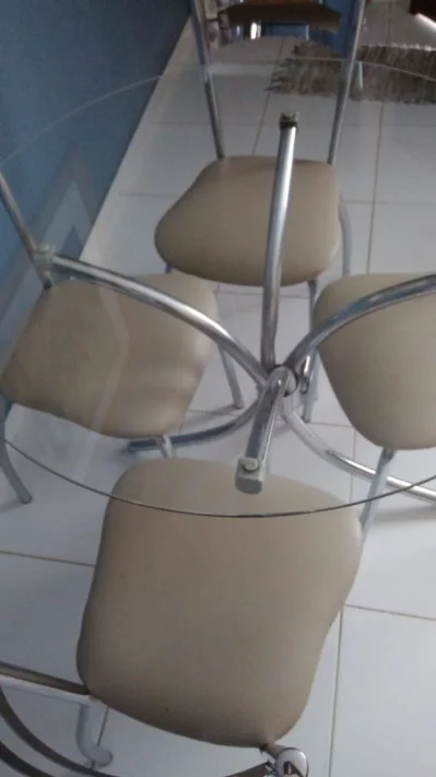Mesa de Jantar de Vidro Redonda com 4 Cadeiras