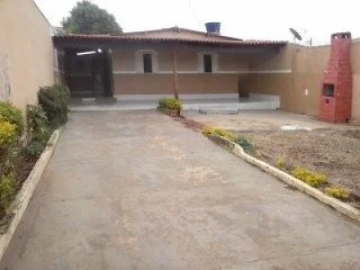 Aluga SE Casa 3 Quartos,sala,copa e Cozinha,area de Serviço