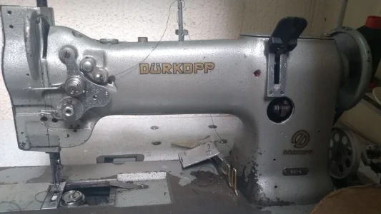 Máquina de Costura Reta Durkopp 241-5