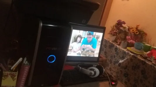 Computador Completo 4 Giga e Processador 2.93 Rápido Não Trava