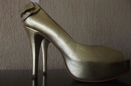 Scarpin Salto Fino