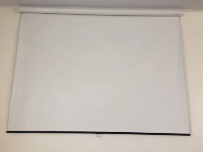 Tela Retrátil para Projetor