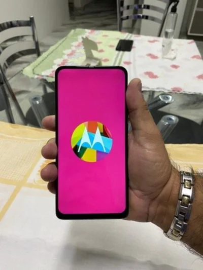 Motorola Moto Hyper