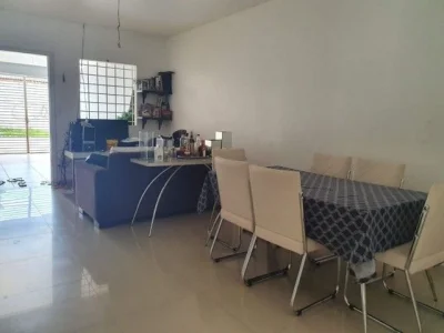 Casa com 3 Dormitórios à Venda, 160 m2 por RS 300.000,00 - Cidade Nova - Manaus-am