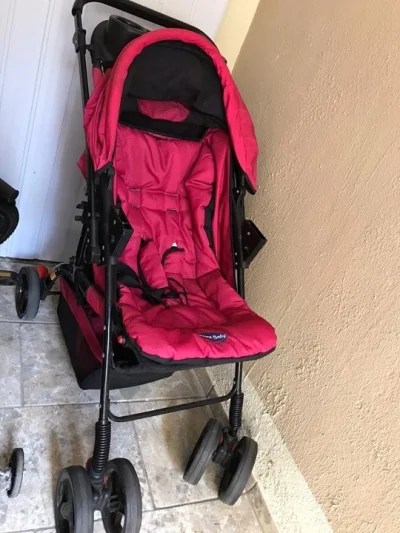 Vende SE Carrinho de Bebê $350