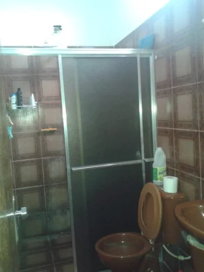 03 Quartos + Suíte e Casa dos Fundos