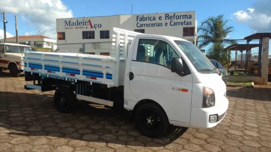 Reforma de Carrocerias, Baus, Carretas e Caçambas