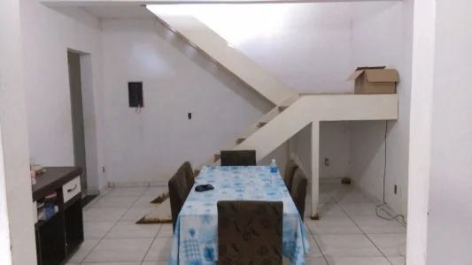 Vende SE Sobrado Pq Portugal R$220.000,00