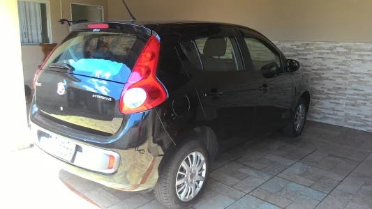 Fiat Palio Attractive 1.0 8v (flex) 2014