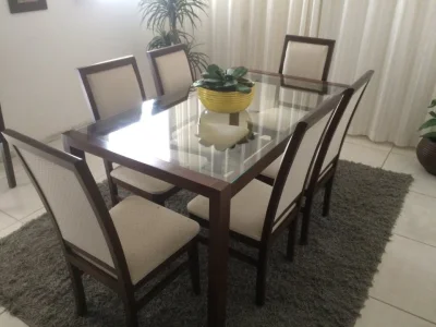 Mesa com 6 Cadeiras