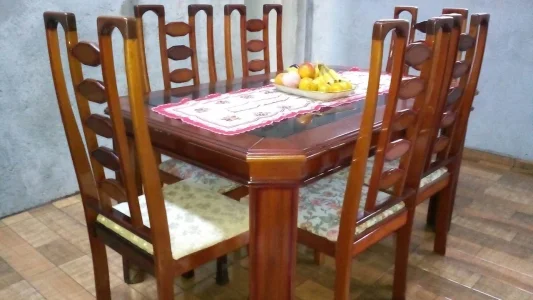 Mesa de Jantar Tampo de Vidro 160cm