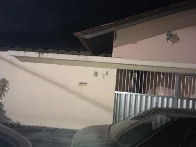 Casa com 3 Dormitórios à Venda, 200 m2 por RS 350.000 - Lírio do Vale - Manaus-am