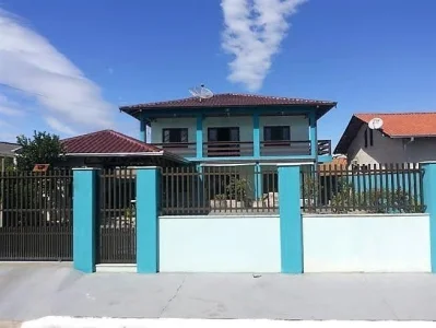 Vende SE Sobrado na Praia em São Francisco do Sul SC