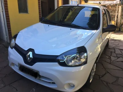 Renault Clio Impecável