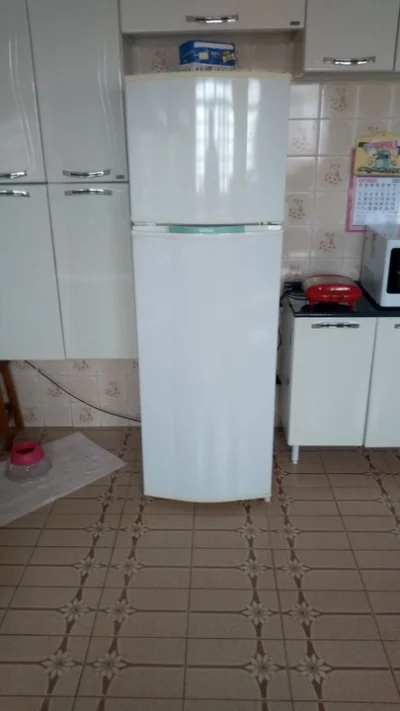 Geladeira Consul 260 - 127v - Nova