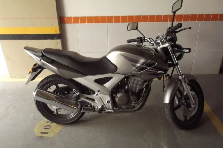 CBX Twister 2008 Impecável