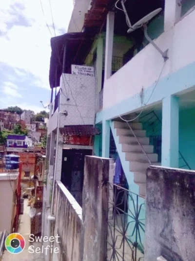 Vendo Duas Casas com Varandas por Preço de uma