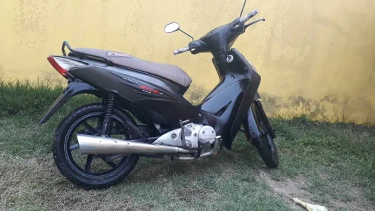 Honda Biz + 125 2009 Esportiva