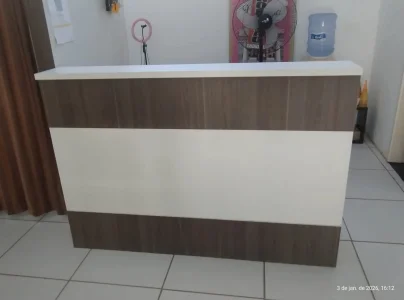 BALCÃO MDF COM 3 GAVETAS – 1,60m x 1,10m x 0,51m