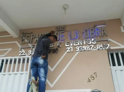 Letras e Letreiros Luminosos