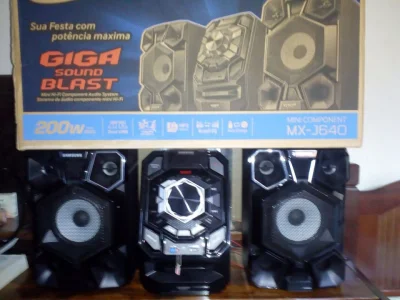 Micro System Semi Novo Ainda na Garantia