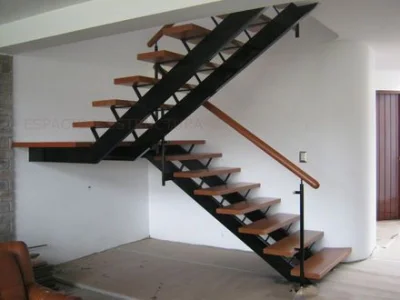 Escadas de Ferro e Mista com Madeira